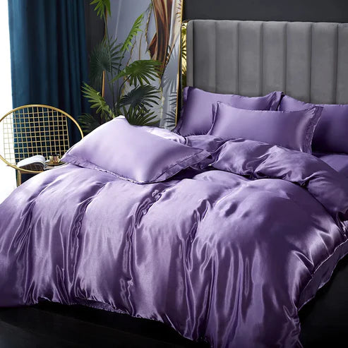 Luxury Satin Serenity 4-Piece Bed Set (Duvet, Sheet, 2x Pillow cases)
